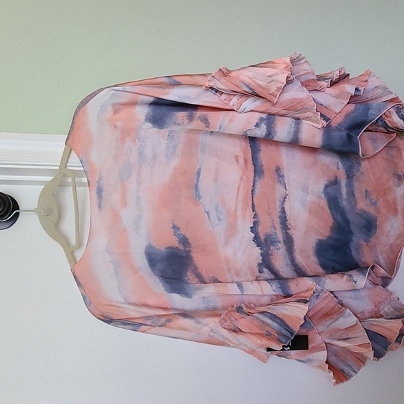 Blouse - Picture 2 of 2